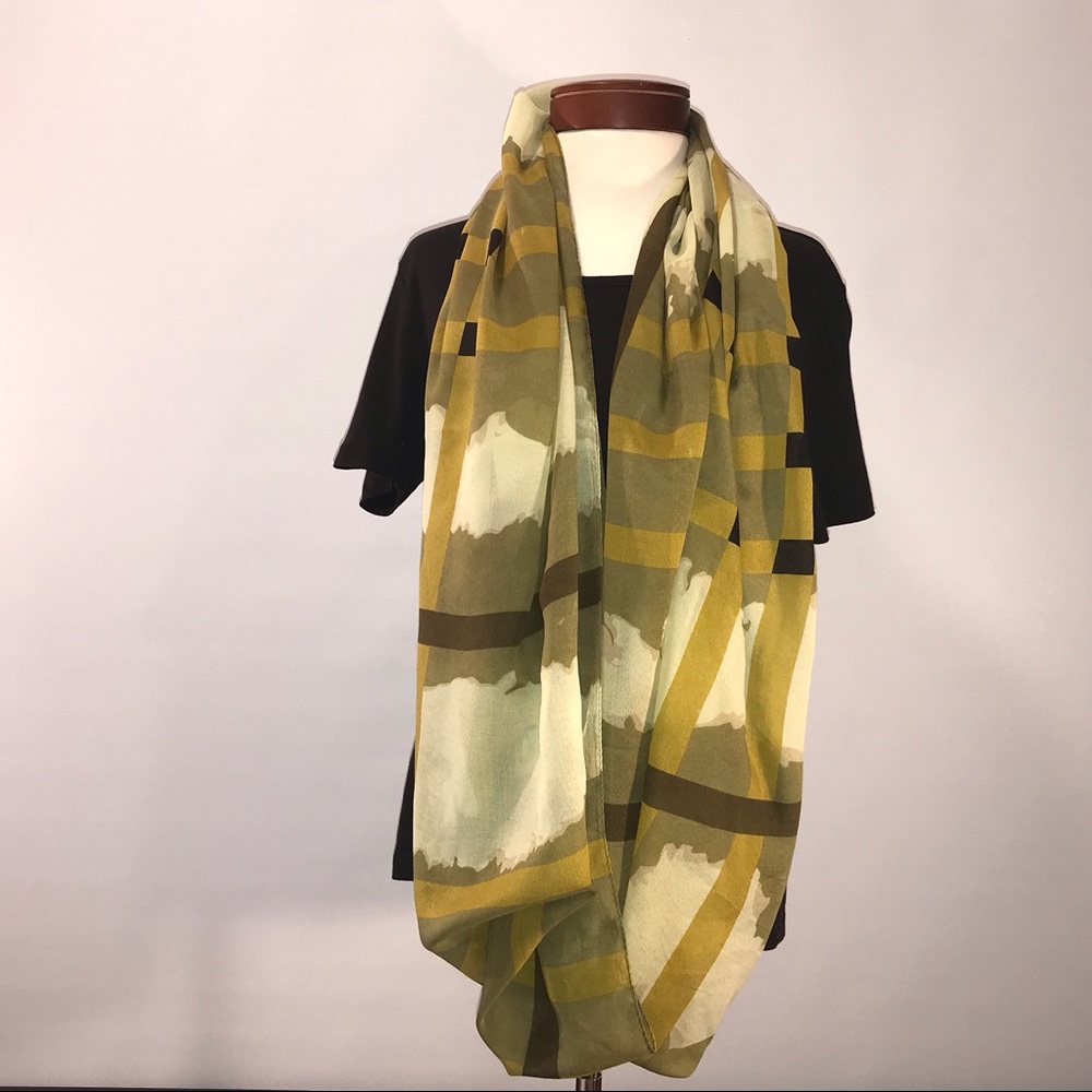 Eternity scarf geometric design Olive Green
